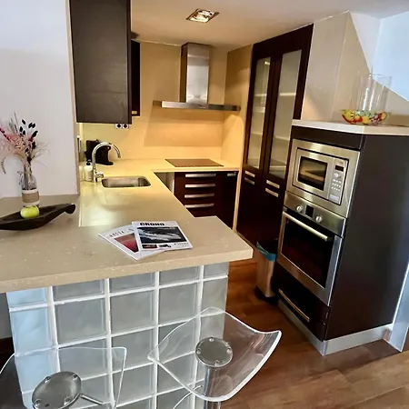 Lovely Ensuite Double In Shared In The Centre Of Santa Eularia - Close To The Beach, Shops, Bars And Restaurants Santa Eularia des Riu